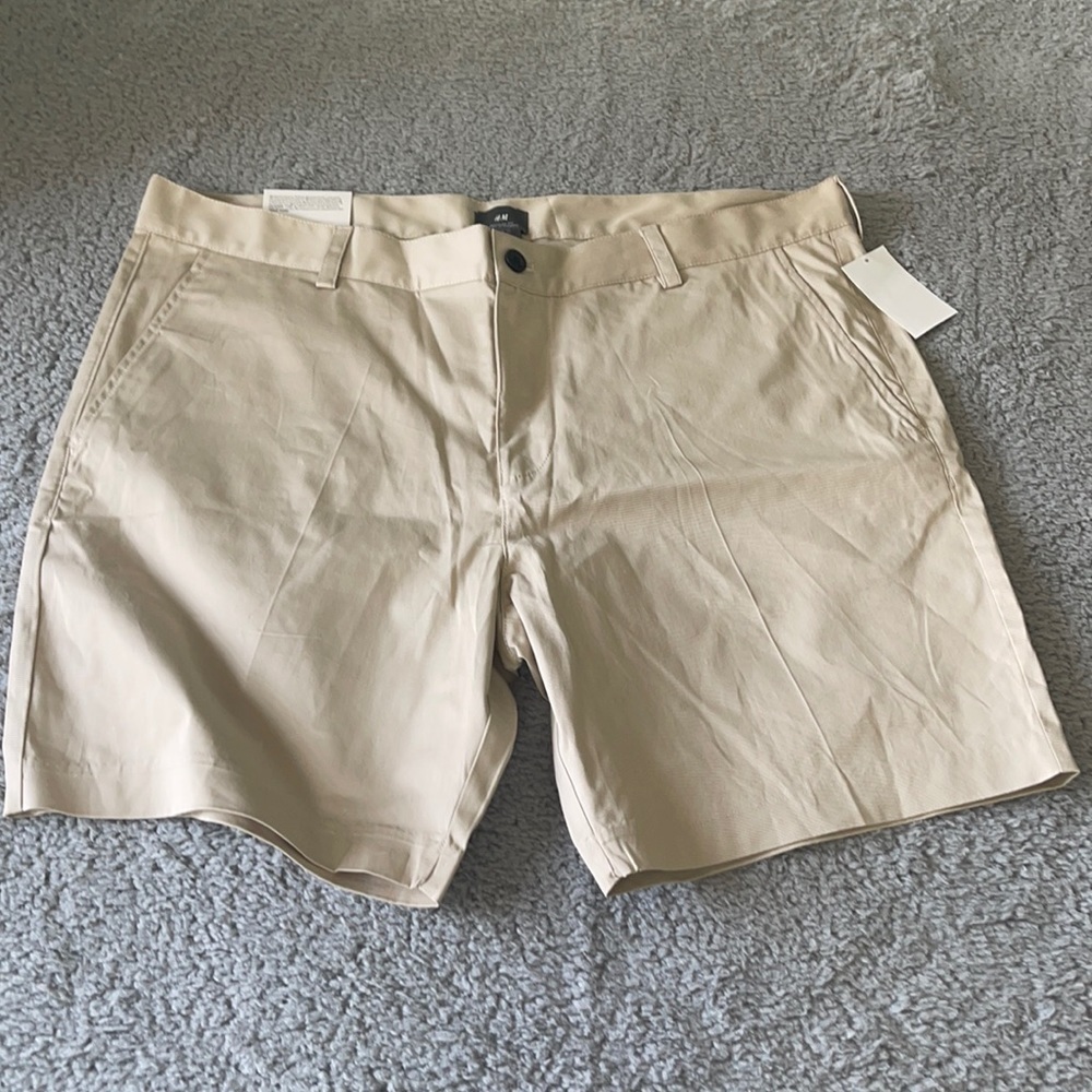 H&M Regular Fit Chino min- length Shorts size 40